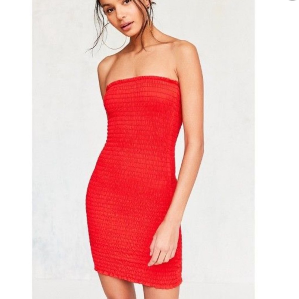 Kimchi blue smocked strapless bodycon